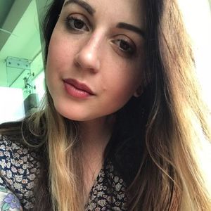 Meet your Posher, Angela